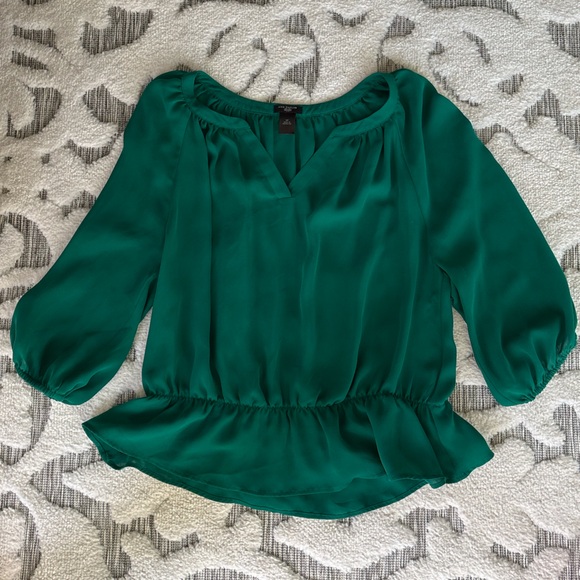 Ann Taylor Tops - Ann Taylor Chiffon Green Peplum Top Sz MP
